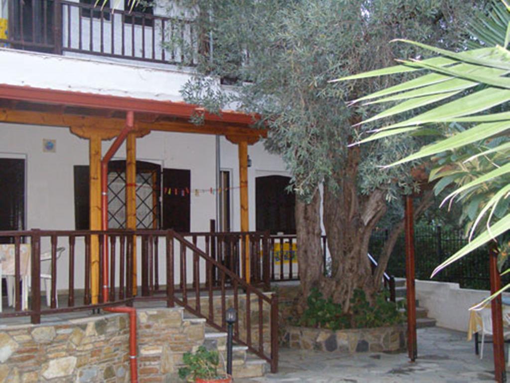 Μενέλαος Διαμερίσματα Πήλιο / Menelaos Apartments Pelion